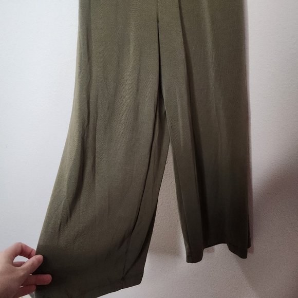 Forever 21 Women's Small Army Green Crop Wide Leg Strappy Summer Jumpsuit - Picture 3 of 7